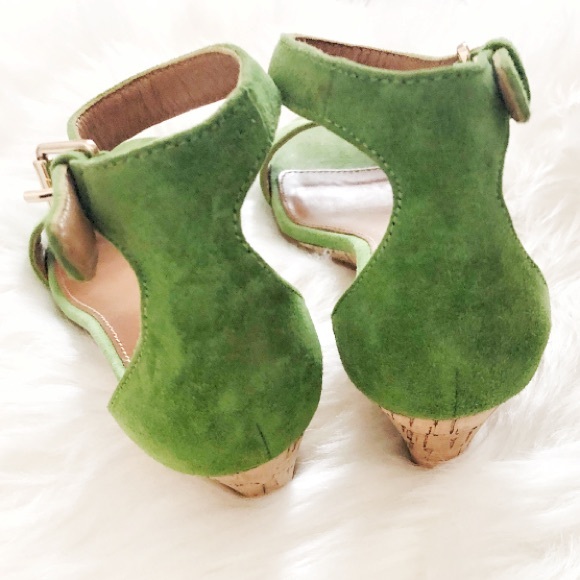 Tory Burch Leaf Green Savannah Sandals Low Wedge - Picture 3 of 8